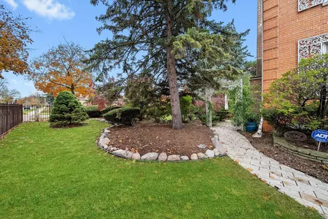 Exterior - 8454-58 S Winchester Ave, Chicago, IL 60620 photo 4 of 16