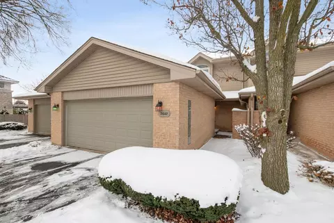 7642 W 158th Ct, Orland Park, IL 60462