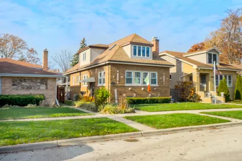 8538 Mason Ave, Morton Grove, IL 60053