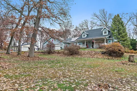 1313 Woods Rd, Belvidere, IL 61008