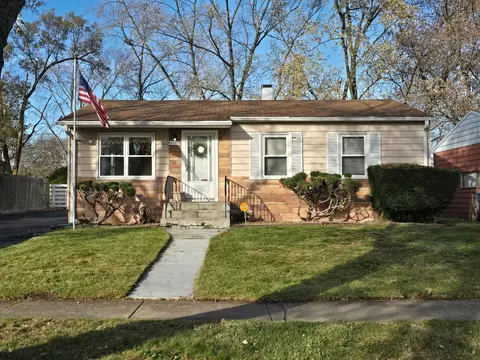 2053 222nd Pl, Sauk Village, IL 60411