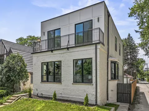 5944 N Knox Ave, Chicago, IL 60646