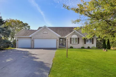 2917 Prairie Rd, Belvidere, IL 61008