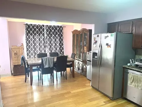 Kitchen - 1273 Dunamon Dr, Bartlett, IL 60103 photo 5 of 5