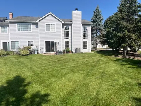 Exterior - 1273 Dunamon Dr, Bartlett, IL 60103 photo 3 of 6