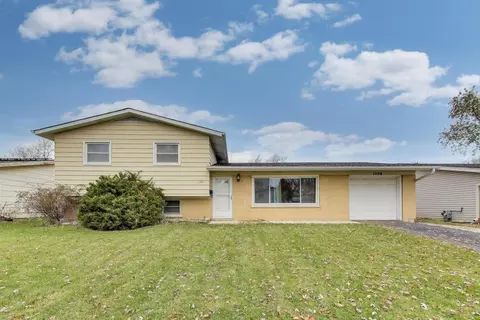 1208 Windsor Ln, Hanover Park, IL 60133