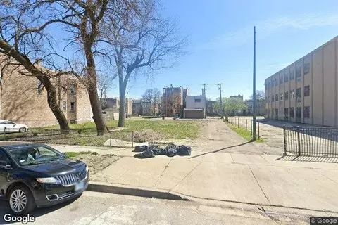 4227 W Adams St, Chicago, IL 60624