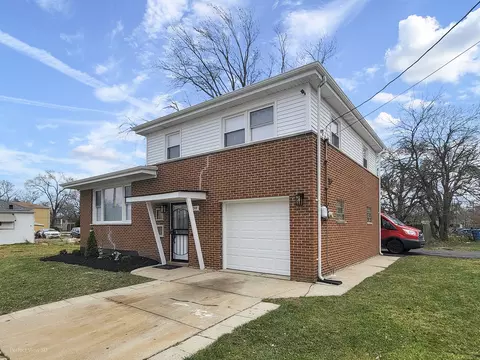 Exterior - 240 E 148th St, Harvey, IL 60426 photo 4 of 4