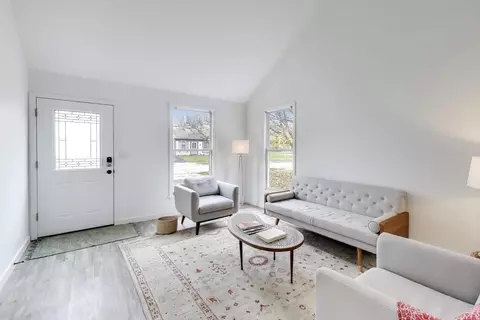 Other - 1011 Wesley Ln, Algonquin, IL 60102 photo 1 of 8