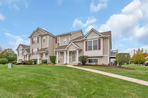 3540 Woodside Ct, Joliet, IL 60431