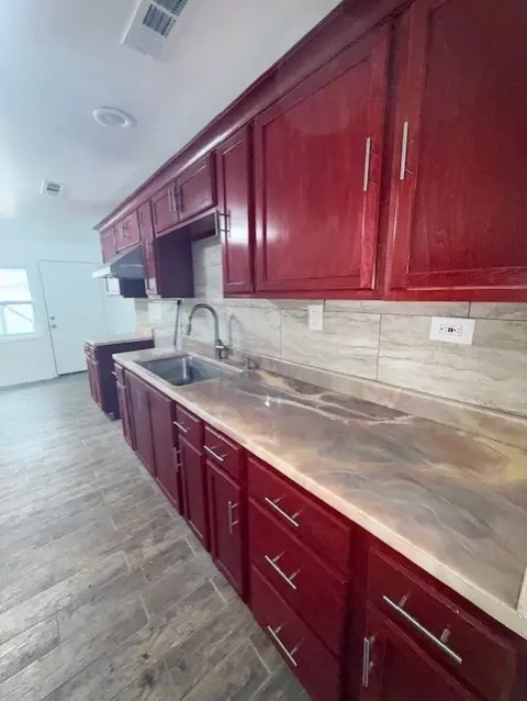 Kitchen - 1620 W 44th St, Chicago, IL 60609 photo 2 of 5