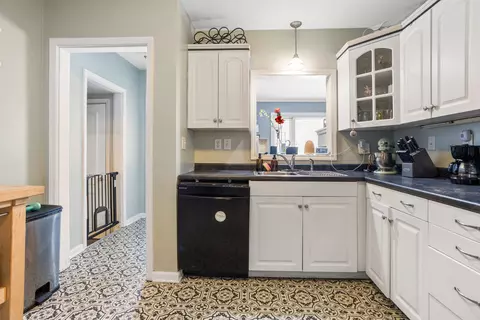 Kitchen - 1233 E Jefferson St, Bloomington, IL 61701 photo 3 of 4
