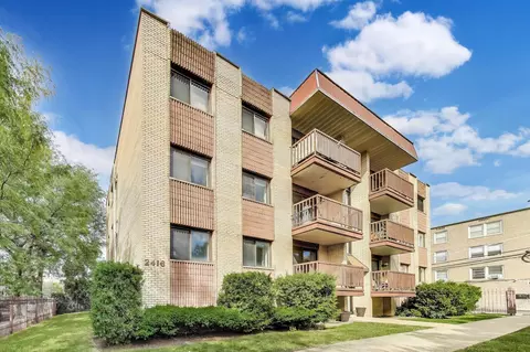 2416 W Foster Ave #2S, Chicago, IL 60625