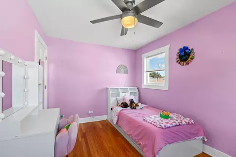 Bedroom - 5823 Stuart Ln, Oak Forest, IL 60452 photo 2 of 2