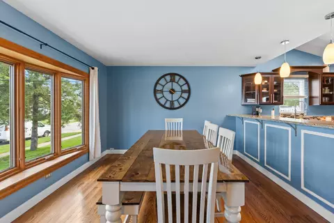 Dining - 5823 Stuart Ln, Oak Forest, IL 60452 photo 2 of 3