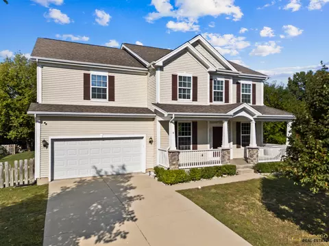 6 Lake Vista Ct, Lake Villa, IL 60046