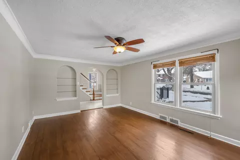 Living - 1103 S Evergreen Ave, Kankakee, IL 60901 photo 1 of 6