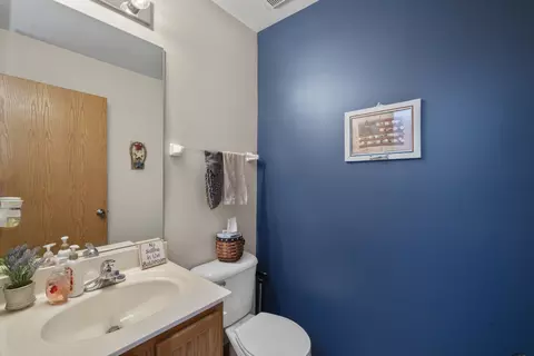 Bath - 3505 Bailey St, Plano, IL 60545 photo 1 of 4