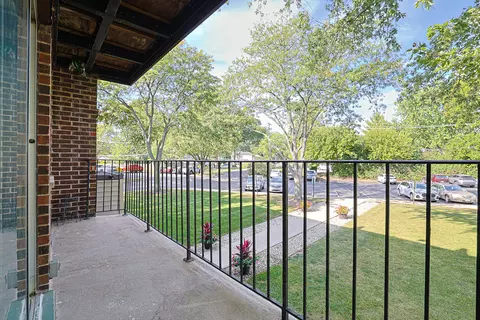 1430 Sandstone Dr #202, Wheeling, IL 60090 photo 21