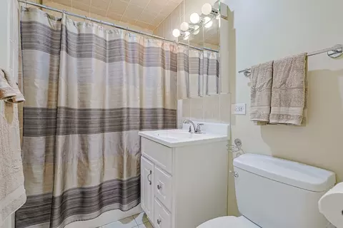 1430 Sandstone Dr #202, Wheeling, IL 60090 photo 16