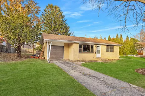 200 W Summit St, Normal, IL 61761