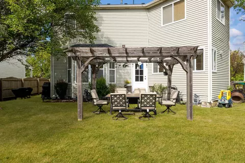 Exterior - 6304 Southridge Dr, Plainfield, IL 60586 photo 4 of 4