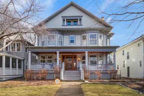 1011 Maple Ave, Evanston, IL 60202
