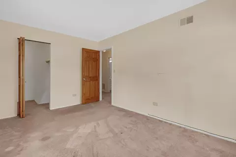 1242 Nova Ct, Wheeling, IL 60090 photo 8