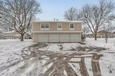 1242 Nova Ct, Wheeling, IL 60090 photo 15