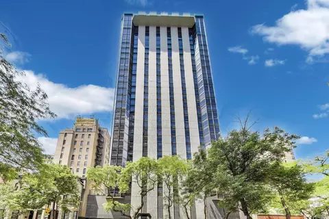 1310 N Ritchie Ct #5C, Chicago, IL 60610