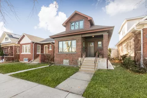 6055 W Dakin St, Chicago, IL 60634
