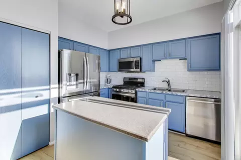 Kitchen - 3120 Hoffman St, Plano, IL 60545 photo 2 of 3