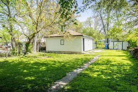 Exterior - 684 S Gordon Ave, Kankakee, IL 60901 photo 2 of 3