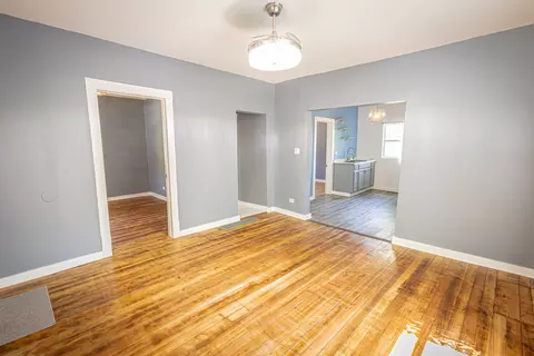 Living - 684 S Gordon Ave, Kankakee, IL 60901 photo 1 of 1