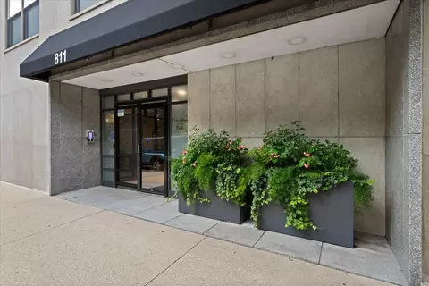 Other - 811 S Lytle St #103, Chicago, IL 60607 photo 1 of 5
