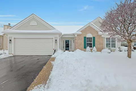 13835 Gardner Dr, Huntley, IL 60142