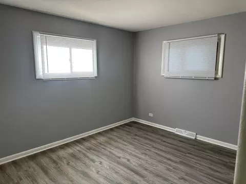 2956 Sherwood Ave, Markham, IL 60428 photo 9