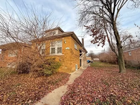 Exterior - 1406 W 109th Pl, Chicago, IL 60643 photo 2 of 2