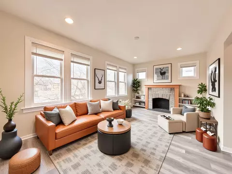 Living - 1406 W 109th Pl, Chicago, IL 60643 photo 1 of 5
