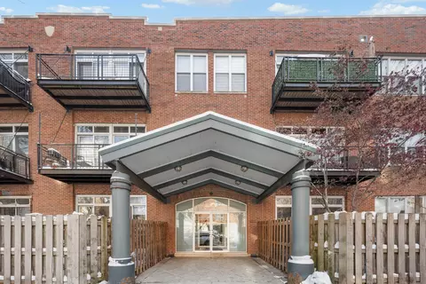 2333 W Saint Paul Ave #333, Chicago, IL 60647