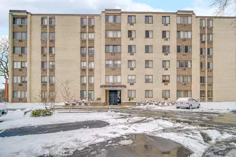 9725 S Karlov Ave #402, Oak Lawn, IL 60453