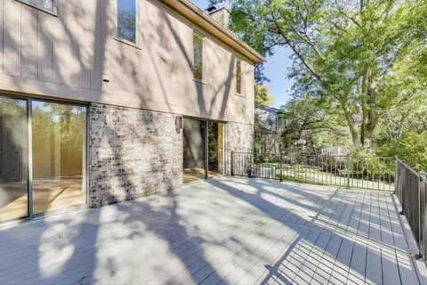 Exterior - 73 Augusta Dr, Deerfield, IL 60015 photo 4 of 6