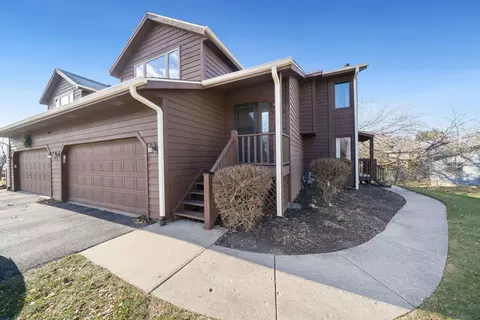 4208 Tumbleweed Trl #74, Loves Park, IL 61111