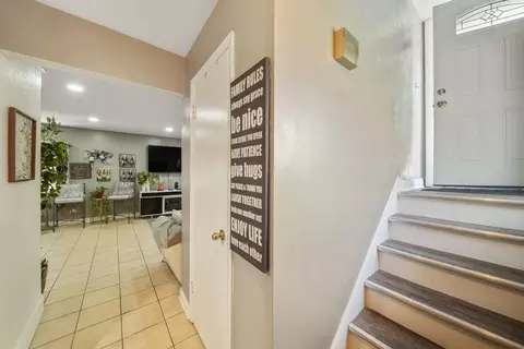 Entry Way - 7235 Park Ave, Summit, IL 60501 photo 2 of 2