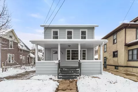 332 North Ave, Aurora, IL 60505