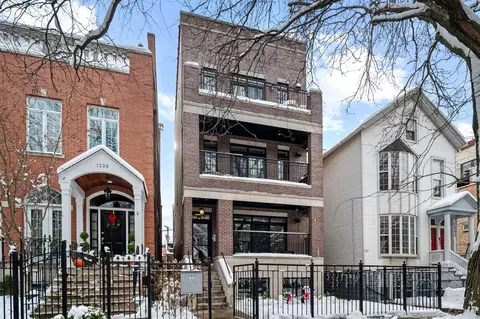 1341 W George St #2, Chicago, IL 60657