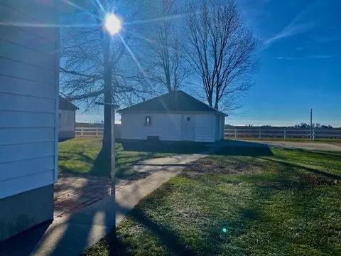 Exterior - 312 Walnut St, Leonore, IL 61332 photo 2 of 2