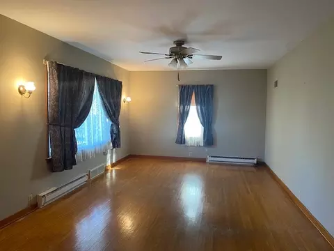 Living - 312 Walnut St, Leonore, IL 61332 photo 2 of 3