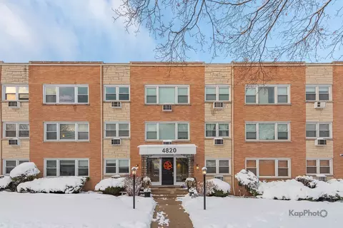 4820 Conrad St #202, Skokie, IL 60077
