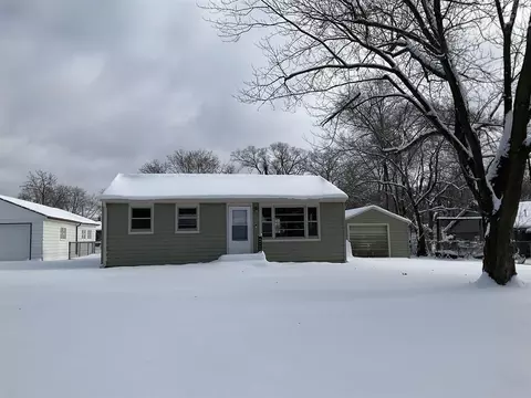 7004 Will James Rd, Rockford, IL 61109
